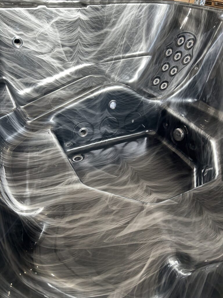 Quadro_External_SPA_Black Marble_TR-Grey_Box Stair_10 (1)